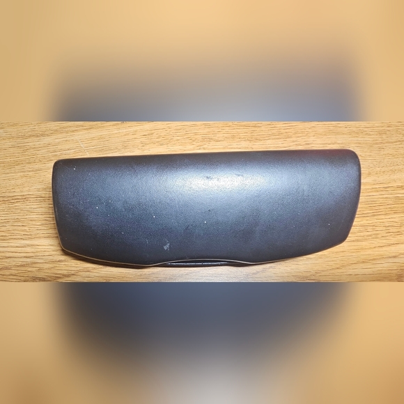 Y2K Bebe branded black sunglasses eyeglasses case - Picture 4 of 5